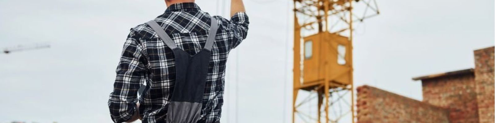 alugar%20ou%20comprar%20equipamentos-8210e7bb Alugar ou comprar equipamentos para constru&ccedil;&atilde;o? Compare!